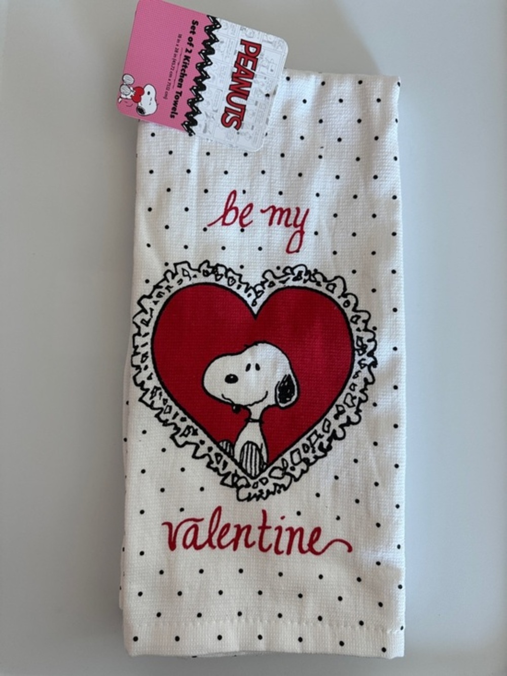 Peanuts nwt White Red Snoopy Valentine Kitchen Towels set of 2